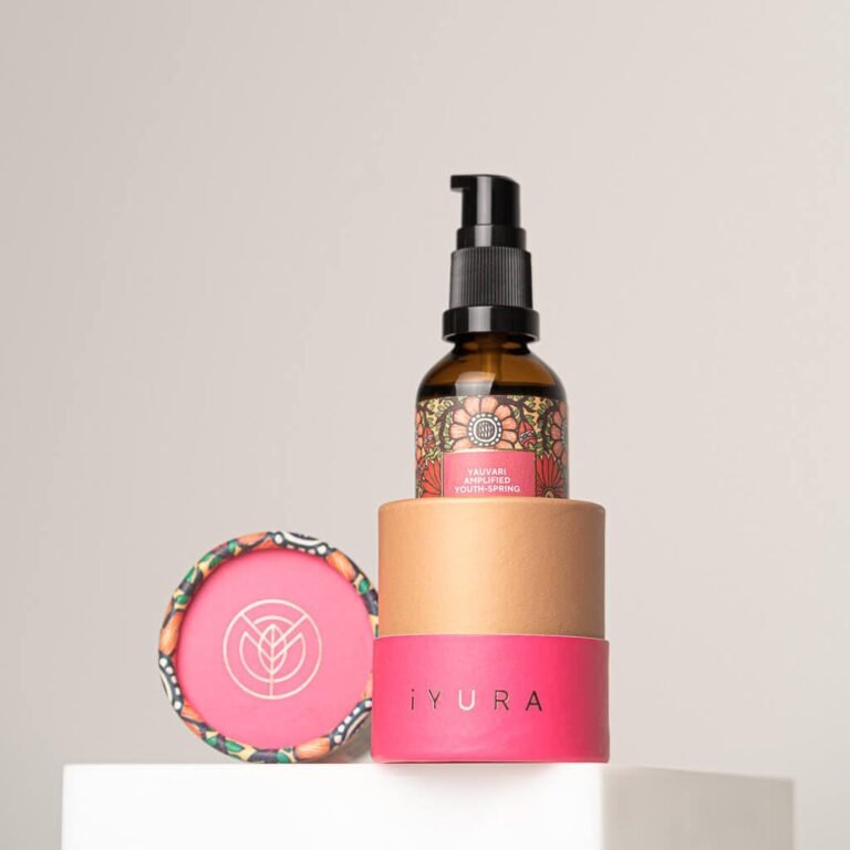 Iyura Yauvari Amplified Youth Spring—Face & Neck Moisturizer for Dry to Very Dry/Mature Skin | Firms the Look of Cheeks, Jowls & Neck | Pro-Aging, Natural Face Oil with Black Gram | 1 fl oz (30 ml)