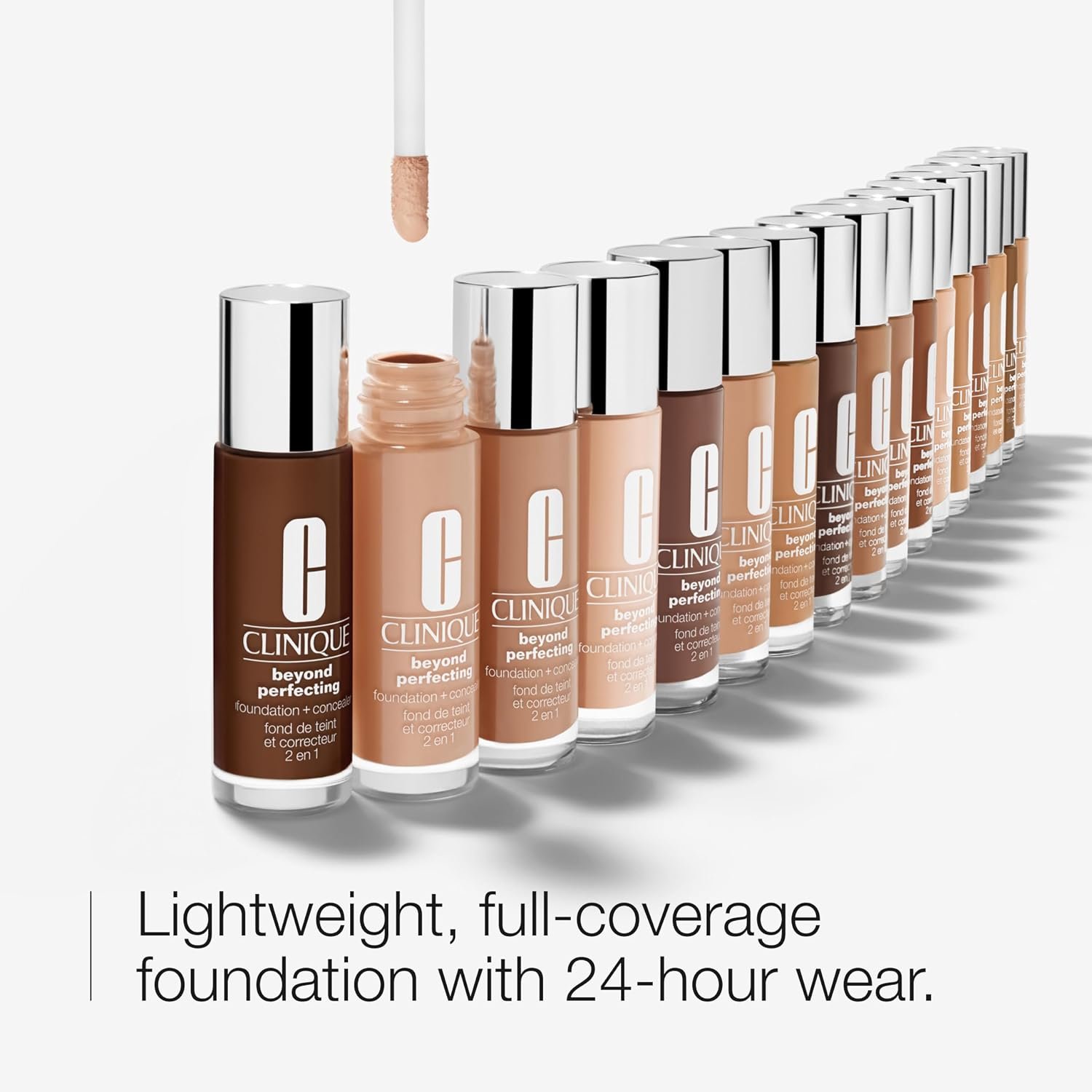 Clinique Beyond Perfecting Lightweight Liquid Foundation + Concealer For Dry Combination to Oily Skin Types | Full Coverage + Natural Matte Finish - Image 3