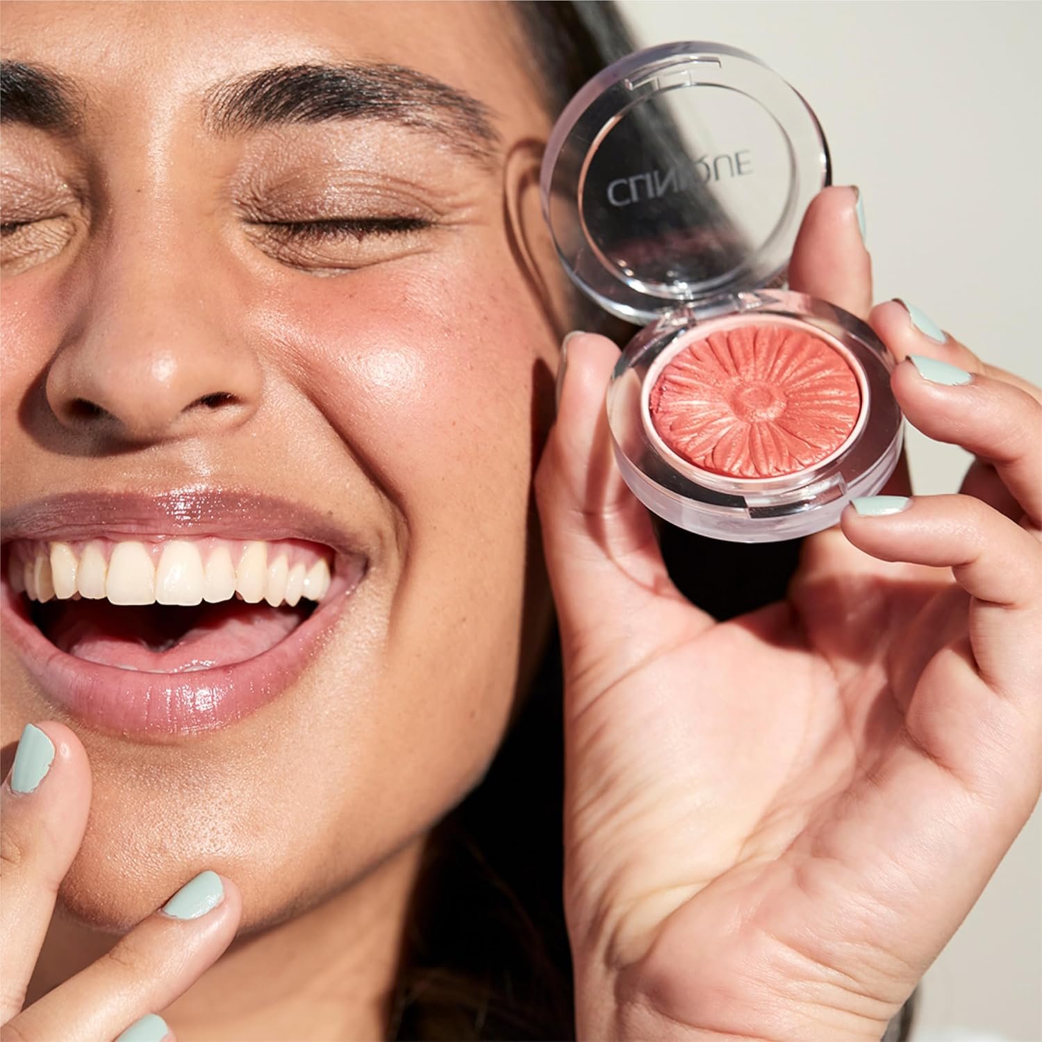 Clinique Cheek Pop Blush | Long Lasting, Buildable + Vibrant, Yet Natural-Looking Color - Image 4