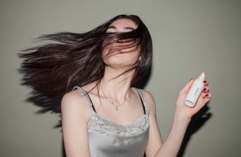 How to Use Hair Oils Without Making Your Hair Look Greasy